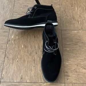 Mens dress shoes